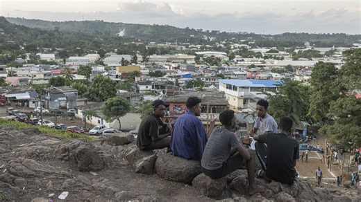 Mayotte : 250.000 clandestins sur une île de 300.000 habitants, vraiment ?