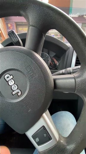 Jeep Laredo 2009 key programming ✅