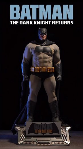 Tako博鈞🐙 on Instagram: "Box open. Suit on. The Dark Knight… returns. . Hot Toys presents: Batman — The Dark Knight Returns. . . #TheDarkKnightReturns #ToyCollectorLife #Batman #HotToys #DarkKnight #黑暗騎士歸來 #蝙蝠俠 #開箱收藏"