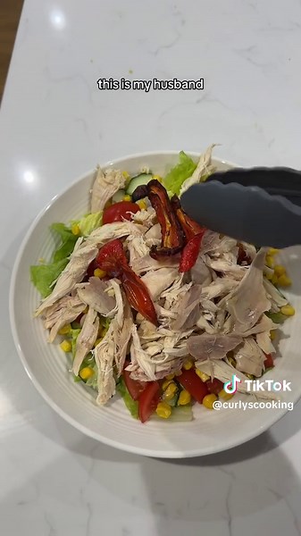 A simple & tasty salad using leftover roast chicken #chickensalad #chicken #roastchicken #salad #saladrecipe #saladsoftiktok #dinner #foodtiktok #foodtok