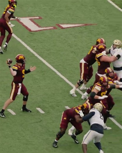 ROW | Minnesota Football Offensive Highlights vs. Akron
