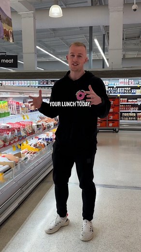 44K views · 440 reactions | Forgot your lunch?Under 400 cals & 30+g of protein ☝️ | Alex Gamble | Facebook