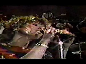 Mackenzie and John Phillips play together as the Mamas & Papas - Strange Bedfellows!