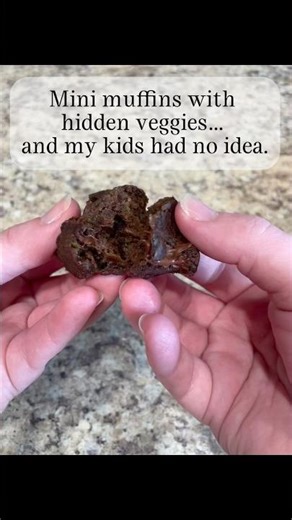 Chocolate Chip Zucchini Mini Muffins | Easy Kid‑Friendly Breakfast + Hidden Veggie Recipe