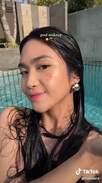 Poolside Makeup Tips with Rare Beauty Products