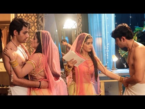 Rimjhim - Choti Umar Bada Safar Today Episode On Set : Sameer teased Rimjhim by snatching papers