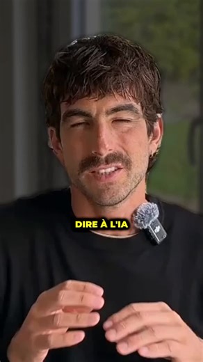 90% des gens utilisent mal l’IA pour analyser un document. Si tu écris juste “Analyse ce document” à l’IA… tu prends un risque énorme. Voici ce qui se passe réellement : 1️⃣ L’IA ne lit pas forcément tout 2️⃣ Elle prend quelques passages seulement 3️⃣ Elle remplit les trous avec ses propres connaissances Et ça peut créer une analyse biaisée sans que tu t’en rendes compte. Surtout si tu utilises l’IA pour le travail ou la recherche. Dans cette vidéo, je te montre le prompt qui oblige l’IA à analy