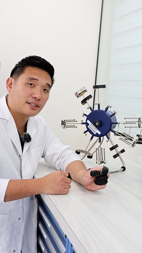 15K views · 32 reactions | The machine we use that simulates wrist movement, to ensure your watch is running PERFECTLY ⚙️ #horology #watchmaking #watchmaker #watchrepair #watchlover #luxurywatch | Phigora | Facebook