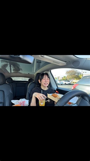 Kat | Having a tough time but I’m okay 😫 2nd ever Youtube vlog out now | Instagram