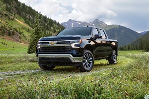 What's the Difference Between the 2022 Chevy Silverado LT and LTZ?