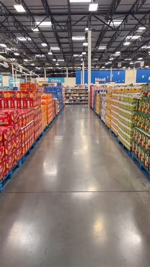 🍴 Sam’s Club Food Roundup Time! 🍴 ☺️ Missed a few reviews lately? No worries! I’m recapping all the latest bites I’ve rated so you’re in the know before your next trip! 😍🛒 From savory to sweet, I’ve shared my honest thoughts and scores on each. ✨👌 You can always find the full reviews (with all the juicy details and reels!) right here on my page 📲💬 Tried any of these yet? Or adding them to your cart next visit? Drop your thoughts below. I love hearing what you think! ⬇️💥🗣️ #SamsClub #Mem