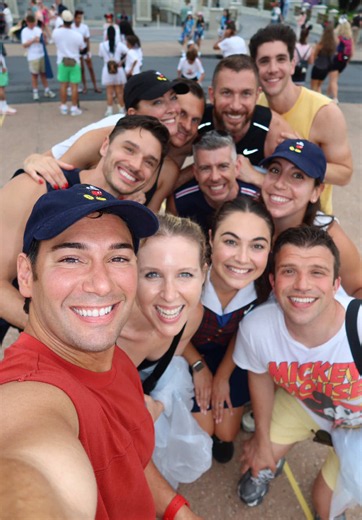 Ever wonder what it’s like to do a VIP TOUR in @Disney Parks ?? #disneyworld