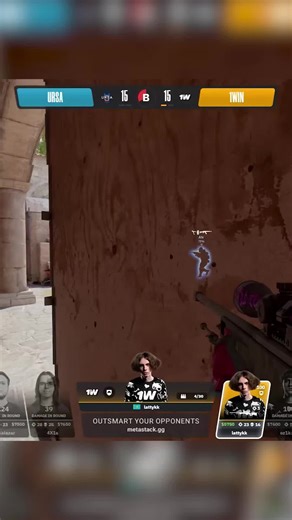 WTF WAS THAT NO SCOPE?? 😱 #cs #cs2 #s1mple #кс2 #донк