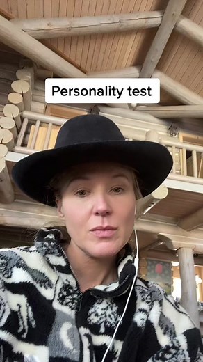 Colorful Personality Test Reveals Ambivert Traits