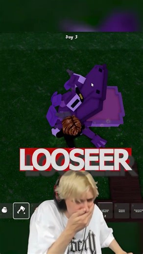 ESCAPE FROM A HUGE TOAD IN ROBLOX 99 NIGHT IN THE FOREST #shorts