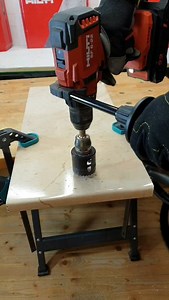 Am facut un test cu carota si pe un blat de bucatarie ca sunt momente cand vrei ca bateria sa fie pusa direct pe blat si am vrut sa vad cum taie. Sper sa fie cu folos! #carota #tools #multimaterial #gaurire #4u | Teo Priceputul