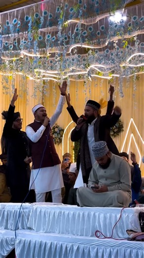 ‎سید وسیم یوسف بخاری‎ on Instagram: "mehfile noor 🌹ba mauqa jashne shadi bhai @hussain_.memon .. . . . . #syedwasimyusufbukhari #mehfilenoor🌹#syedabdulqadiralqadri #naimraza #naat"