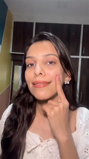 Nikita Rawat on Instagram: "Comment for the “Link” 💎✨ for direct link into your DMs 🎀😍 It’s like diamonds on my skin-radiance that lasts all day✨✨ For natural glow you don’t need lots of product & makeup just one spray is enough for you 😍🥰 & trust me gurlezz it’s really one of the best spray i ever used and stay Longlasting too also suitable for all skin types ✅✨ Love how beautifully it sets my makeup & adds that insane🫰🏻🙌🏻 I m obsessed with this diamond setting spray @glevacosmetics Fo