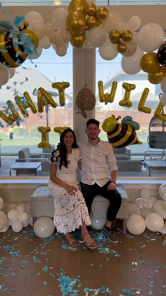 We’re having a baby boy! Full Gender Reveal video will be up on Y T tomorrow! #genderreveal #genderrevealparty #babyboy