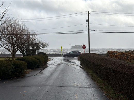 Road closures, crashes & flooding reported across Connecticut