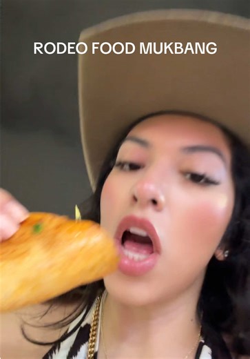 Delicious Food at the Houston Rodeo: A Mukbang Experience