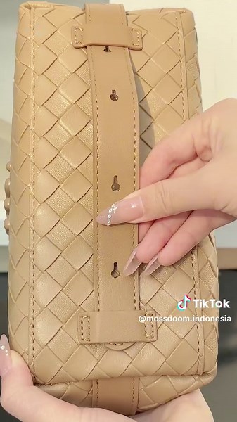 Discover Our Stylish Vela and Celestia Bags for Eid