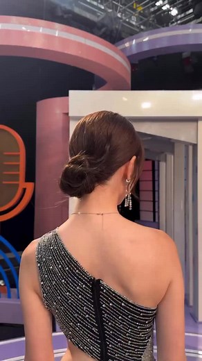 1.7K views · 597 reactions | 香港小姐黃嘉雯 & 郭柏妍禮服穿搭 Gown:...