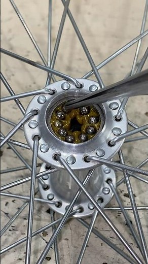 Front hub assembling #mtb #bikerestoration #bikeservice