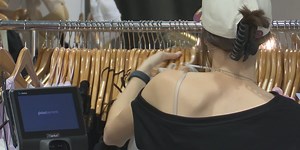 Federal jobs report shows decreasing inflation, positive job growth