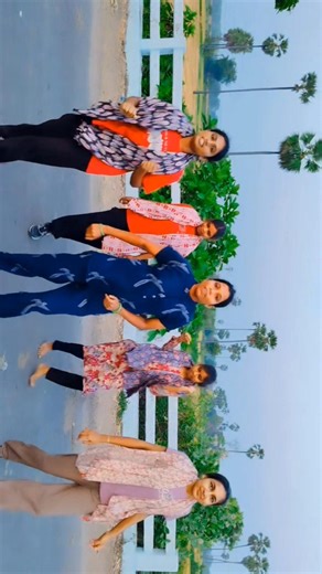 left right trending song#walking time లో #viral #dance#toptrending #helthy #ytshorts