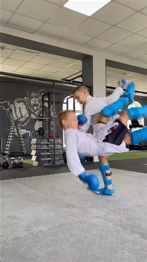 🥋 Karate Throw Technique | Powerful Takedown 💥