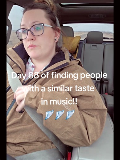 Day 88, I've always loved this song so much!! The lyrics hit so deep. #thrivingivory #nostalgia #series #carkaraoke #throwbacksong @ambrella🌂🥜