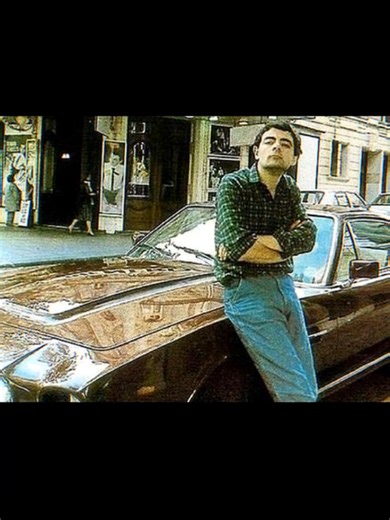 Rowan Atkinson dikenal luas karena perannya sebagai Mr. Bean dalam serial televisi yang berjudul sama, dan juga sebagai Blackadder dalam serial komedi sejarah Blackadder. Selain itu, ia juga dikenal sebagai aktor dalam film-film seperti Johnny English dan pengisi suara Zazu dalam film The Lion King. #foryoupage #fyppppppppppppppppppppppp #fyp #fypシ゚viral #bismillahfyp #legenda #rowanatkinson