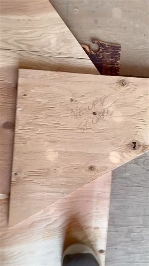 Ok serious question. Have you ever had to make a tool on site because ya didn’t have it, broke it or simply reinvent the wheel to get things done? This is what happens when ya break your framing square and ya need to do some rafters. I’ve have done it like this a few time and surprised it actually works. So what craziness have you guys got up too? #framers #framing #framersareadyingbreed #tools #makeitwork #getthingsdone #useyourimagination #bringonthehate | Canadian Carpenter