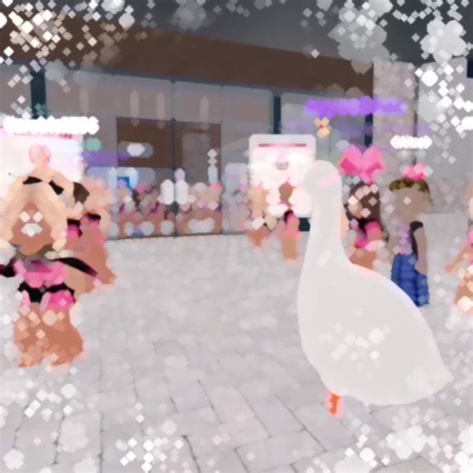 Luminous Legends: The Beauty of Online Cheer