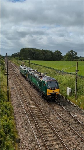 Test run of 93 010 & 93 003 Crewe Gresty Bridge to Carlisle Kingmore at a blustery Badger Bridge