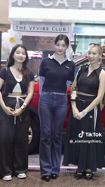 Ăn Mày Quá Khứ Với Baek Ah Jin Tại Dear X