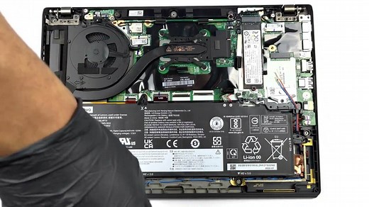 Lenovo ThinkPad X13 Gen 3の開封方法 - 分解とアップグレードオプション。