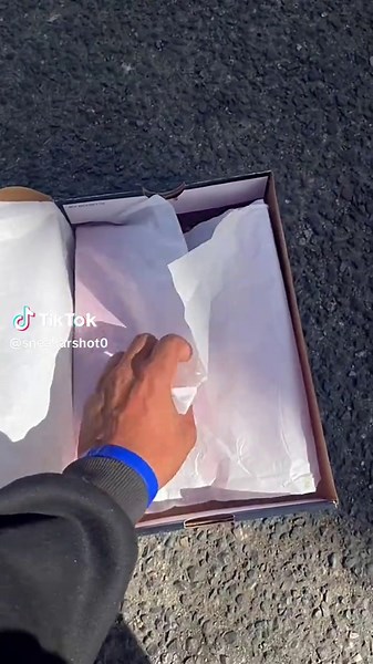 Air Force 1 Low OG University Red Sneaker Review