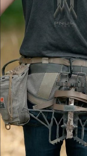 Tip for climbing the tree in one trip saddle hunting 🏹🦌#saddlehunting #saddlehunter