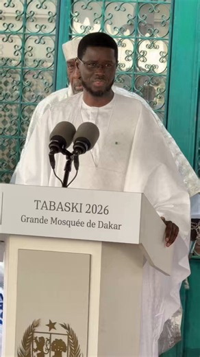 [FR]Après la prière de Tabaski, le Président Bassirou Diomaye Faye a adressé un message de paix, d’unité et d’espoir au peuple sénégalais.Le chef de l’État a appelé à consolider la cohésion nationale et formulé des prières pour les Lions du Sénégal, engagés dans la défense des couleurs nationales en Coupe du monde.