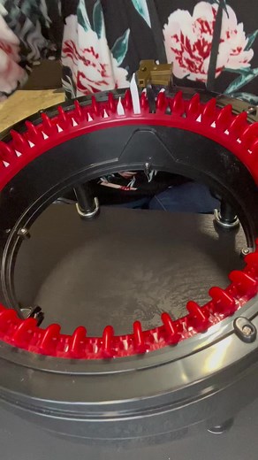 Cast on in using two separate waste yarns for a really quick release of your waste yarn