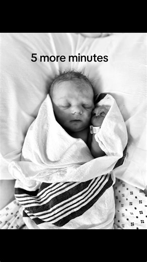 Parker will be a year old in 3 months. I've been crying all morning about it. Im not okay 😢 | Taylor Nichole Perry