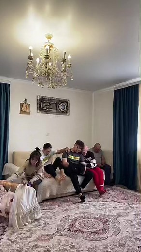 Essential Tips for Captivating Video Captions