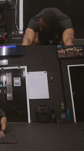 Master the One-Hand Twist: Simple Body Workout! #shorts