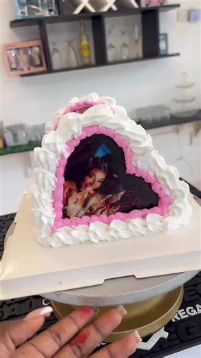 Need a cake? Whatsapp 0244278761 for your yummy and appealing cakes and pastries. Other services we provide are catering and buffet setups, floral decor, breakfast and lunch packages and many more. 📍Location : Weija, Tetegu (RUBY BAKES AND DECOR on Google maps, bolt, yango and uber ) #cakeshopinweija #cakesinaccra #cakesinweija #weija #kasoa