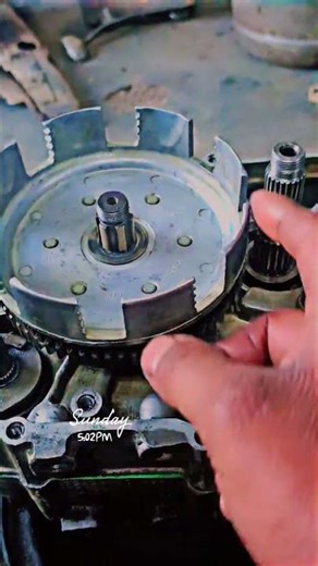 Splendor ka engine assembly#automobile #lifeisbutadream