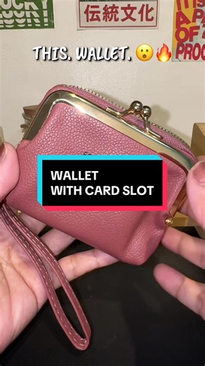 Sleek Wallet with Card Slot for Stress-Free Organization