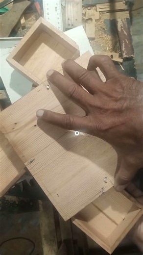 DIY Rotating Wooden Box with 4 Compartments – Twist to Open! (A sophisticated Woodworking Project)