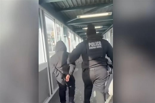 Unmarked vehicles, random detentions: ICE activity rattles Jersey City and Hoboken